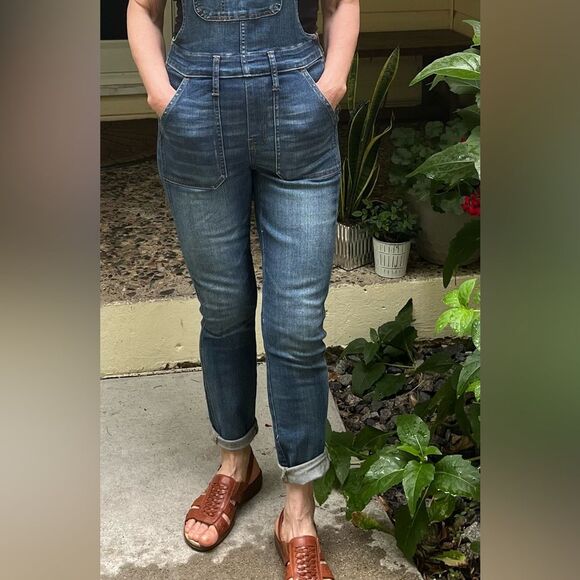 Madewell Blue Denim Overalls, Chic and comfortable, size Small - Picture 3 of 14